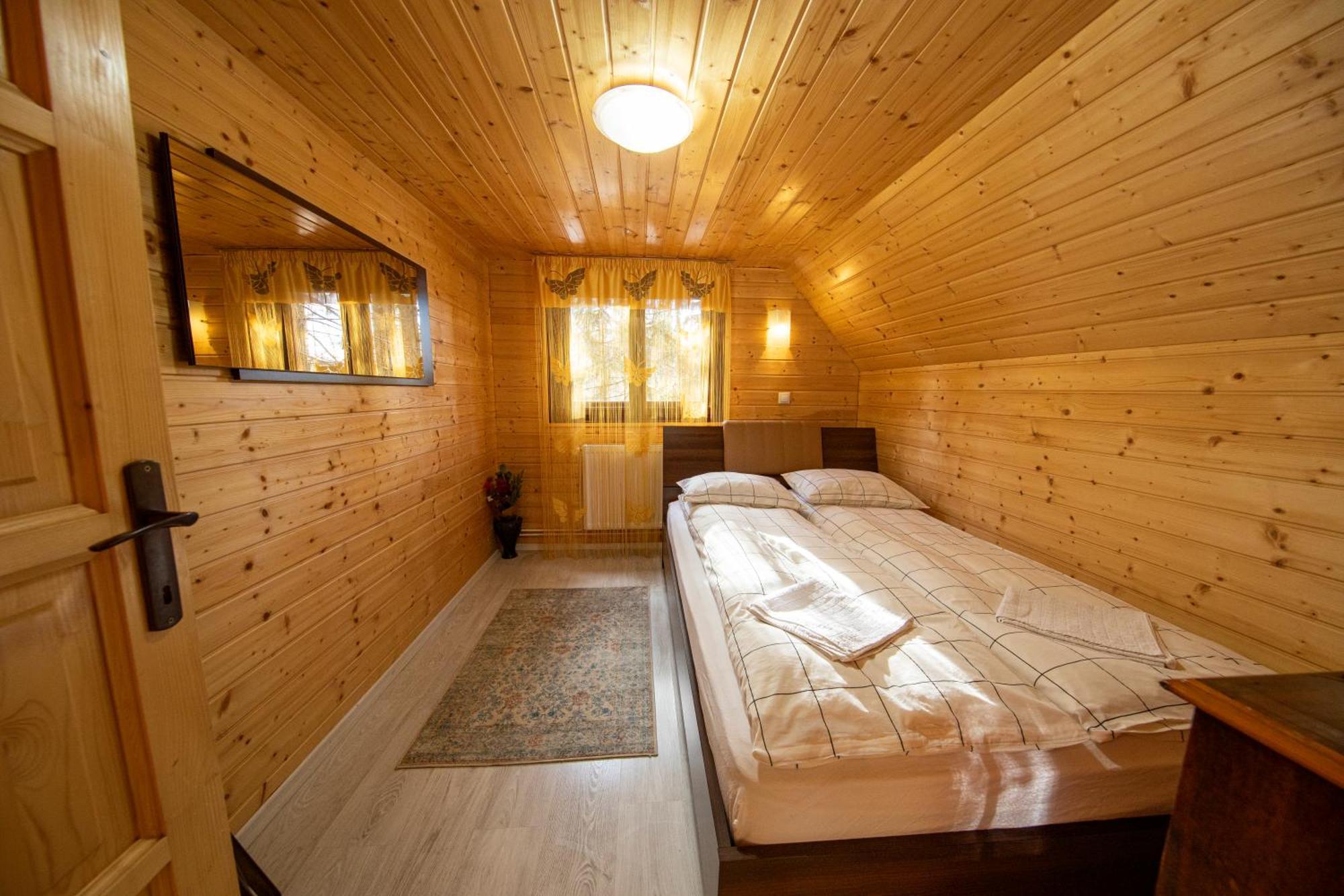 Cabana Adrienne Izvoru Muresului Exterior photo