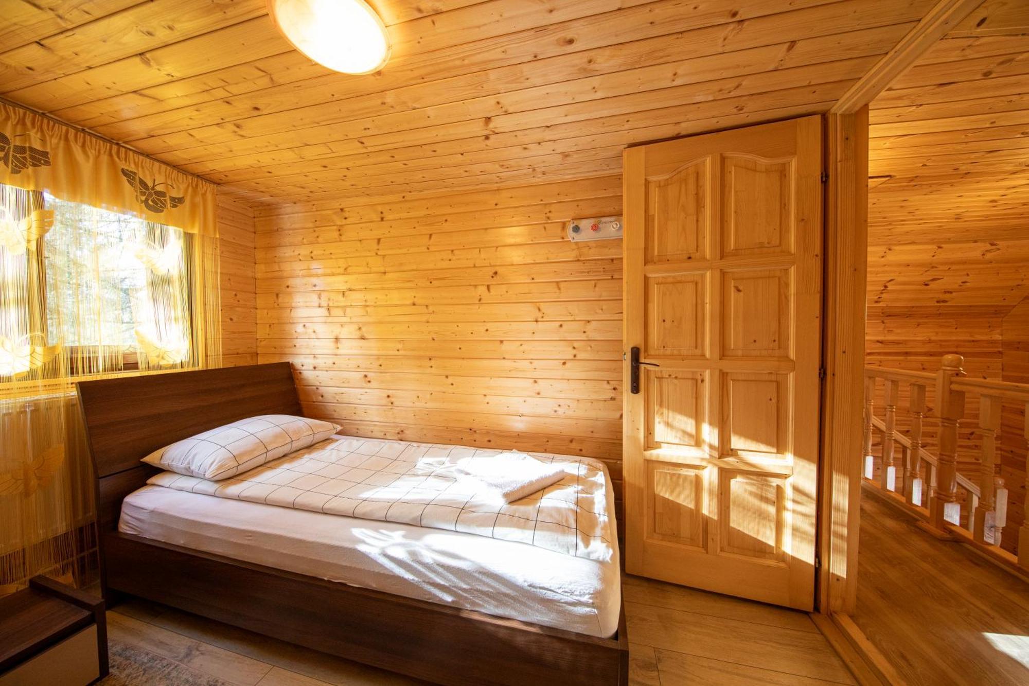 Cabana Adrienne Izvoru Muresului Exterior photo